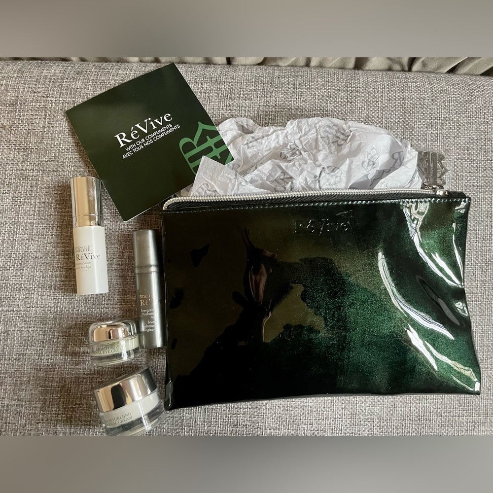 ReVive moisturizing renewal anti aging skincare set